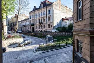 Апартаменты Historic Apartmets Львов Апартаменты-студио-15